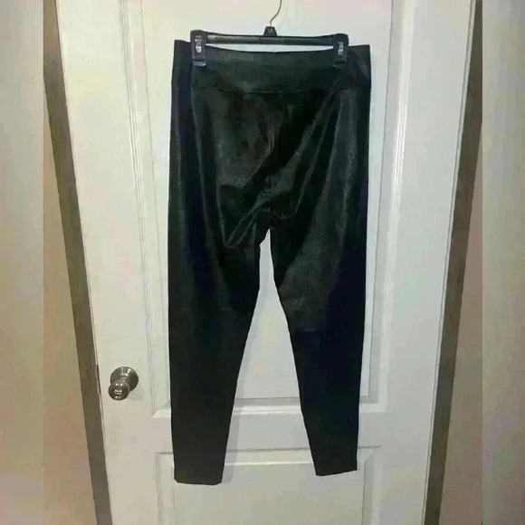 NWT Honey Love black vegan leather leggings‎ size 1x - Picture 1 of 6